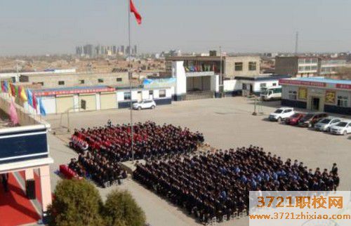 【兰州汽车美容学校】兰州哪里有专业的汽车美容培训