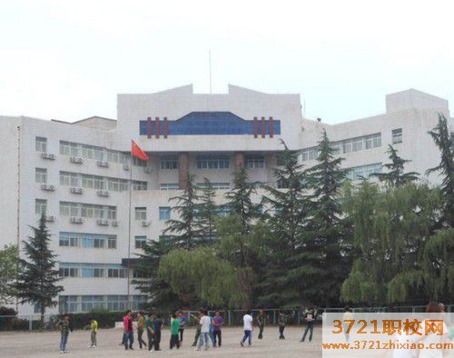 【兰州汽车美容学校】兰州学汽车美容哪里好