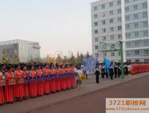 【兰州汽车美容学校】兰州学汽车美容学费