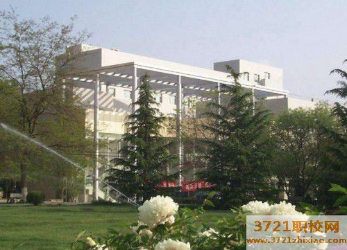 【兰州汽修学校】兰州学汽修要多少学费