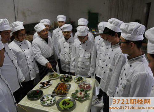 【渭南厨师学校】渭南学厨师要多久