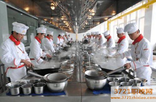 【渭南厨师学校】渭南学厨师到哪里