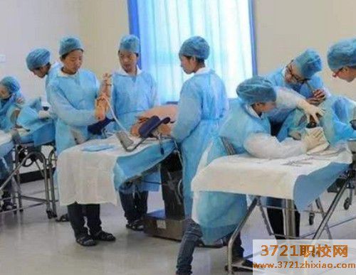 西安助产专业招生录取分数线及要求