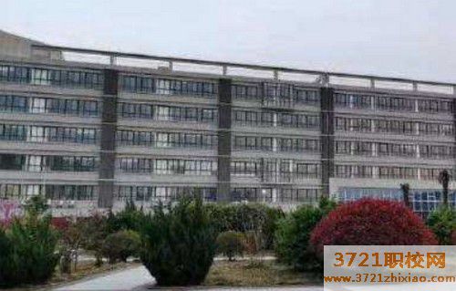 西安什么助产专业学校好