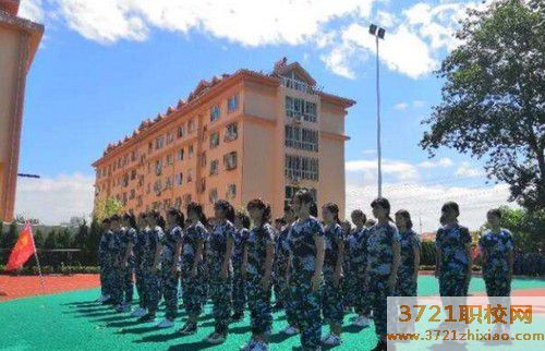 青岛空乘专业哪个学校好