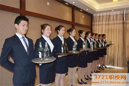 【郑州旅游管理学校】郑州华德中等学校旅游与酒店管理专业