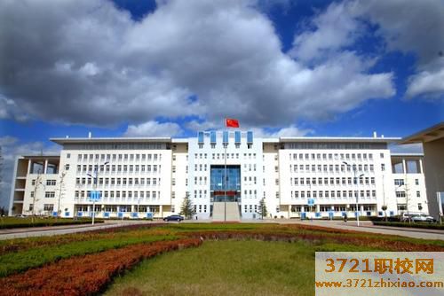 【济南技师学院】山东省城市服务技师学院网站网址是多少