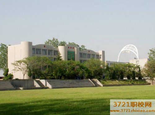 郑州民航学校有哪些