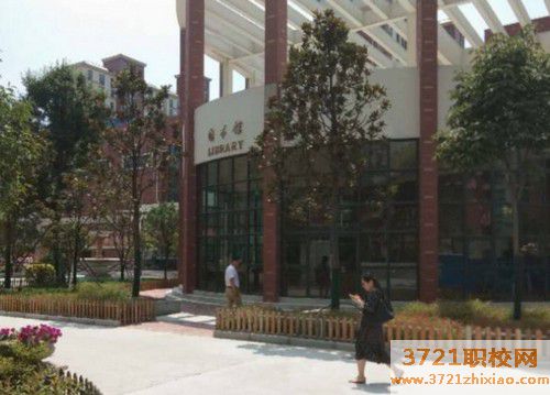 【郑州空乘学校】郑州有没有空乘培训班