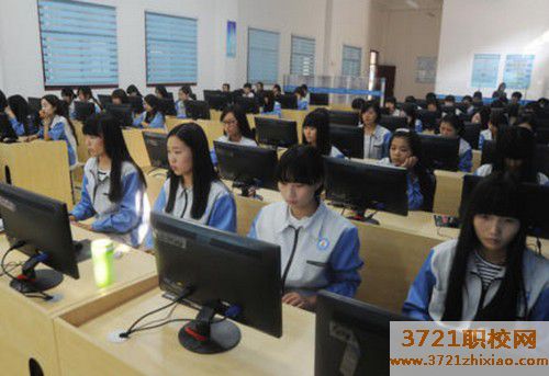 郑州华德中等专业学校电子商务专业是热门专业吗?