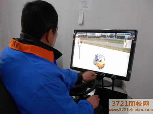 渭南挖掘机培训学校工程司训专业就业方向