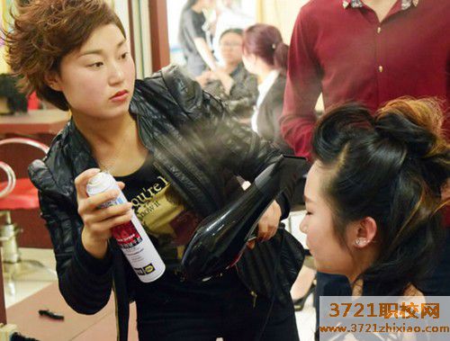 渭南烹饪培训学校有没有美容美发专业