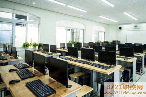 【青岛计算机学校】青岛海信中心联校计算机应用专业怎么样