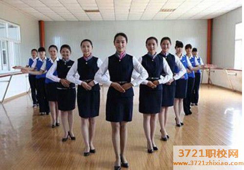 青岛航空服务学校哪些好