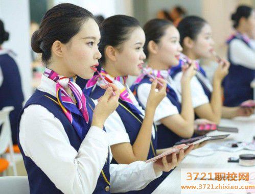 【太原航空学校】太原航空服务专业一年学费和生活费要多少