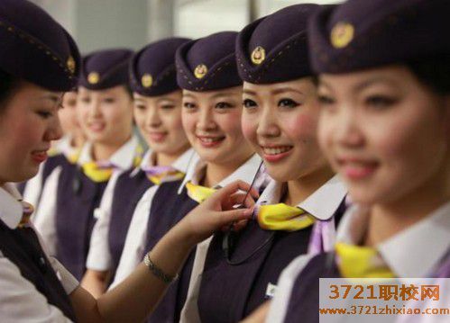 青岛什么高铁学校好