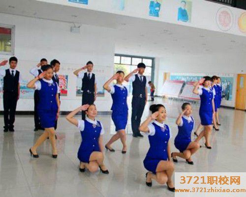 青岛高铁学校学费及收费标准