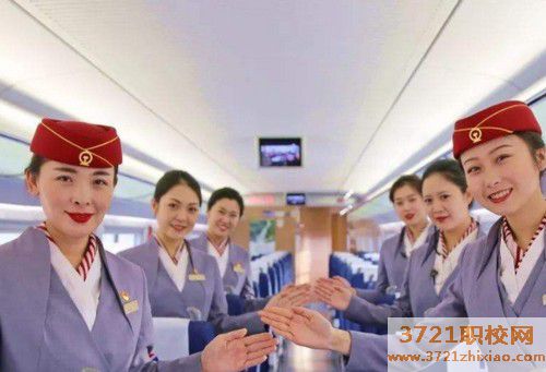 青岛公办的高铁学校有哪些