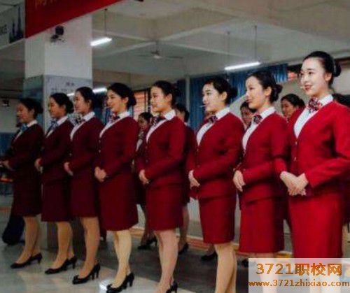 青岛高铁学校排名