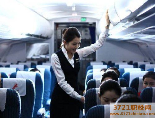 济南哪里有航空服务学校招生，有几个