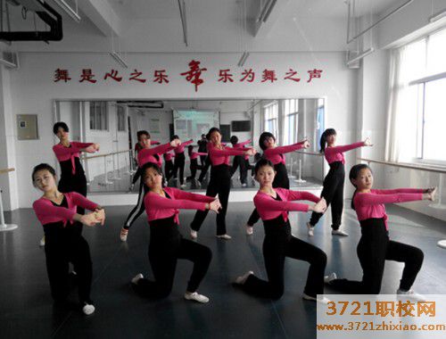 【潍坊幼师学校】潍坊市工业学校学前教育专业