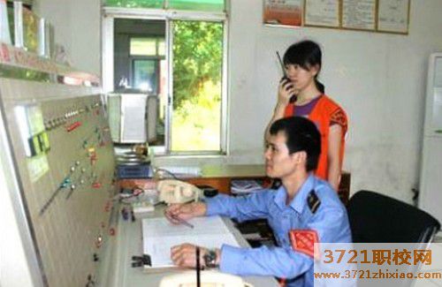 【济南技校】山东港口工程高级技工学校铁道通讯信号