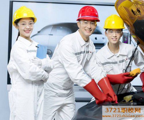 太原女生可以读汽修学校吗