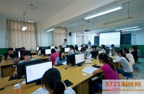 威海中专技师学院招生条件