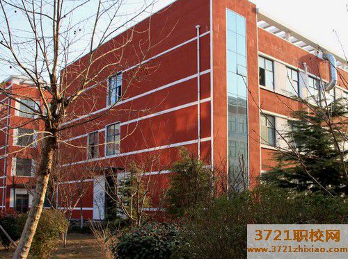 【临沂服装设计学校】临沂市理工学校服装设计与制作专业