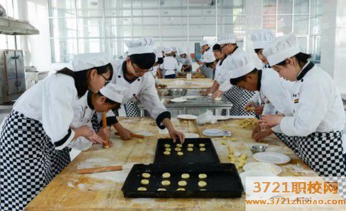 威海市文登技师学院烹饪专业