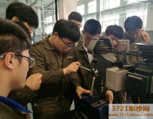 【威海机器人技术学校】威海市职业中等学校工业机器人技术应用专业