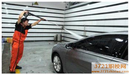 【石家庄汽车美容学校】石家庄汽车美容培训学校学费及收费标准