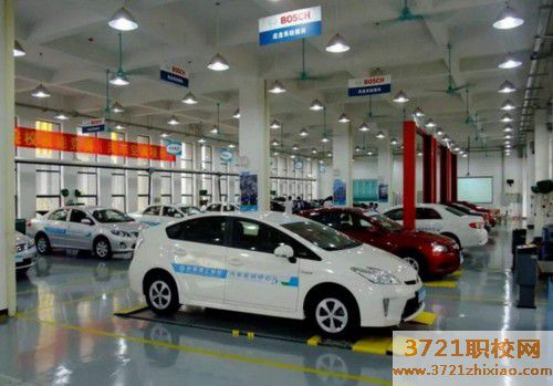 石家庄学汽车营销专业选择哪个学校合适？  
