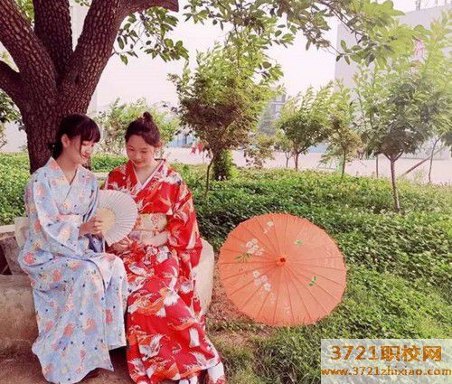 【济南旅游管理学校】济南市莱城工商旅游学校旅游外语专业