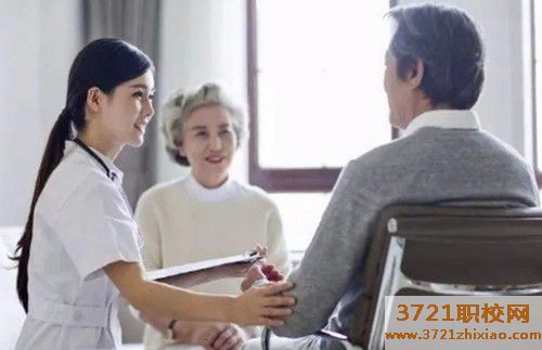 济南市莱城工商旅游学校老年人服务与管理专业（护理方向）