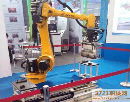 【合肥机器人技术学校】合肥安轻职业学校工业机器人应用与维护专业