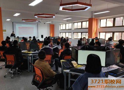 安徽省汽车计算机工业学校数字媒体技术(电子竞技方向)专业