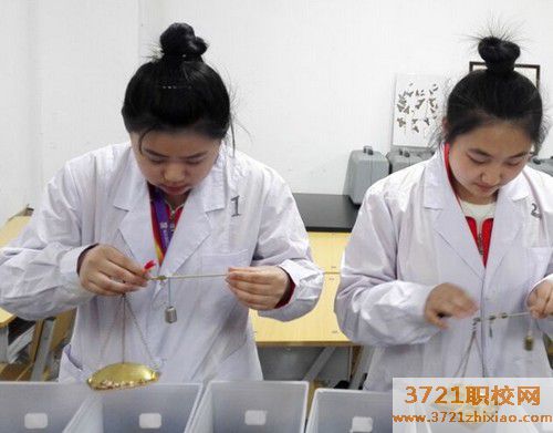 【合肥卫生学校】安徽轻工业干部中等学校中药制药专业(特色专业)