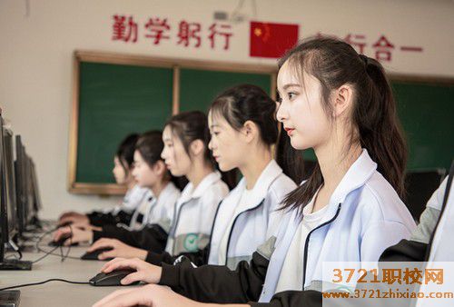 【长沙动漫学校】长沙涉外旅游职业中专动漫与游戏制作专业