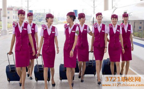 长沙科技铁路工程学校高铁乘务专业