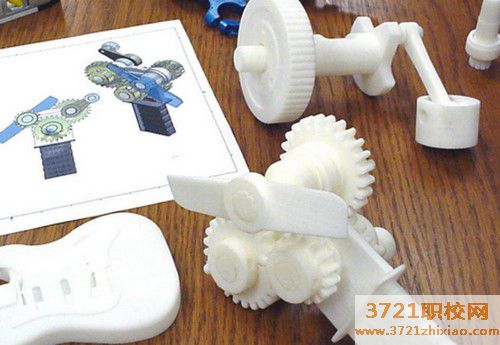 【长沙3d打印技术学校】长沙湘江科技中等职业学校3D打印专业