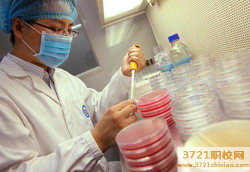 【广州食品学校】广东省轻工业技师学院食品加工与检验专业