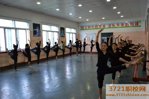 稷山县中专职业中学学校电话