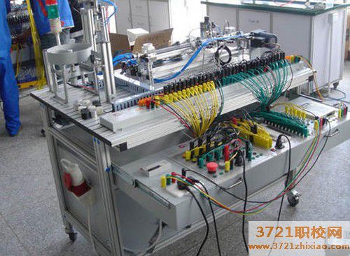 【苏州机电一体化学校】苏州市五二六厂技工学校机电一体化专业