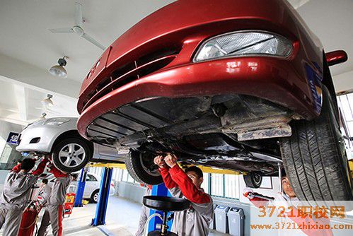 【武汉汽车维修学校】武汉天龙职业培训学校汽车维修与检测专业