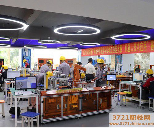 【广州机器人技术学校】广州市轻工职业学校工业机器人技术应用专业