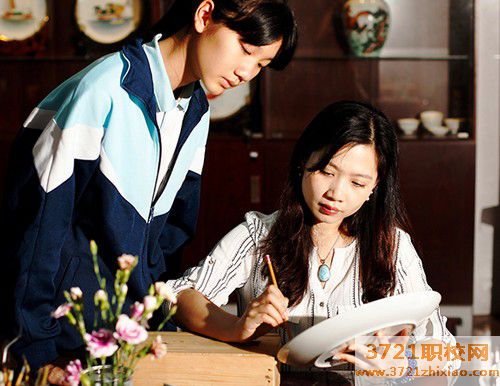 【广州传统工艺学校】广州市轻工职业学校民间传统工艺专业