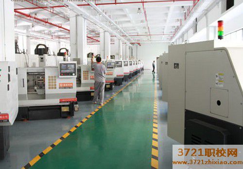 【广州技校】广州市天河金领技工学校模具制造专业