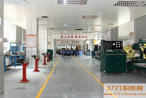 【广州技师学院】广州市工贸技师学院汽车检测与维修专业