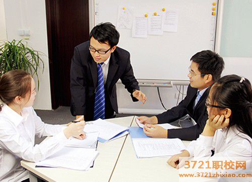 沈阳汽车营销专业学校好吗，好不好